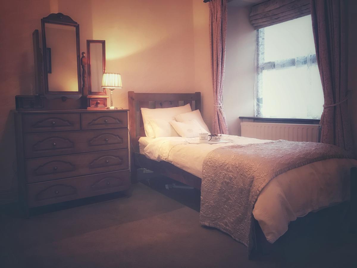 Mcmahon Guesthouse Listowel Luaran gambar